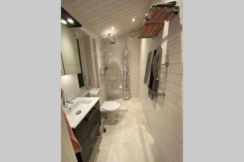 Cottage Perfect For Short Time Rent Gustavsberg المظهر الخارجي الصورة